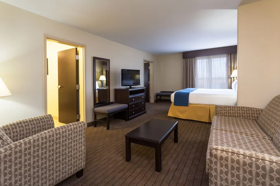 Holiday Inn Express and Suites Moultrie by IHG hotel detail image 6