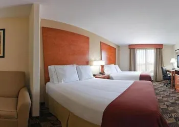 Holiday Inn Express Hotel & Suites Bainbridge by IHG hotel thumbnail 4