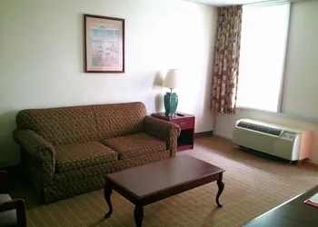 Econo Lodge Thomasville hotel thumbnail 5