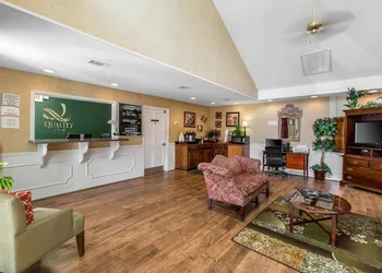 Quality Inn Jesup hotel thumbnail 4