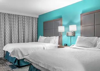 Hampton Inn Adel hotel thumbnail 6