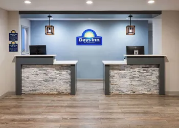 Days Inn by Wyndham Americus hotel thumbnail 2