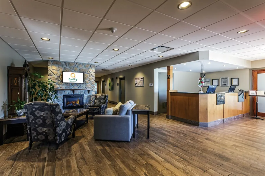 Quality Inn & Suites hotel detail image 2