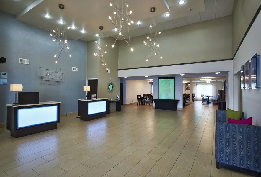 Holiday Inn Express & Suites Birmingham South - Pelham by IHG hotel detail image 2