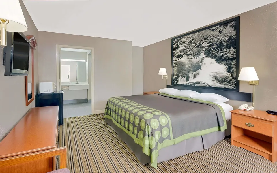 Super 8 by Wyndham Athens hotel detail image 6