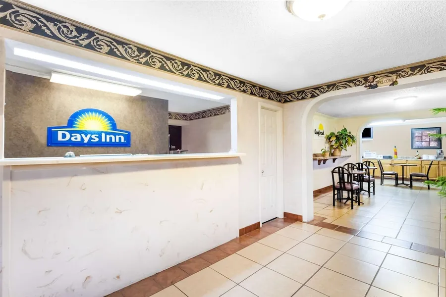 Days Inn by Wyndham Martin hotel detail image 2