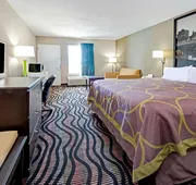 Super 8 by Wyndham Lakeland hotel detail image 3