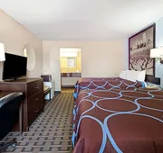 Super 8 by Wyndham Lakeland hotel detail image 4