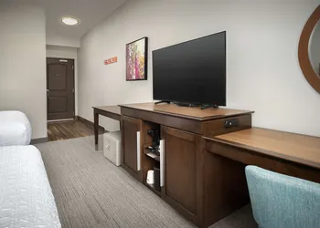 Hampton Inn & Suites Portland/Hillsboro-Evergreen Park hotel thumbnail 8