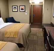 Giles Hotel Inn & Suites hotel detail image 5
