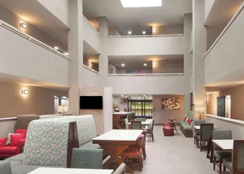 Hampton Inn Athens hotel thumbnail 3