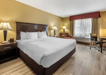 Quality Inn Greenville North hotel thumbnail 8