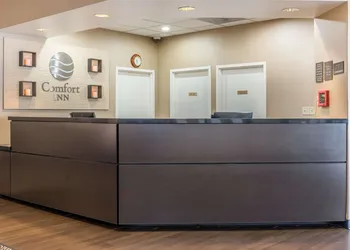 Comfort Inn & Suites Piqua-Near Troy-I75 hotel thumbnail 5
