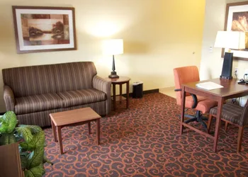 Hampton Inn & Suites Watertown hotel thumbnail 8
