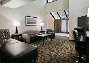 Best Western Ramkota Hotel hotel thumbnail 5