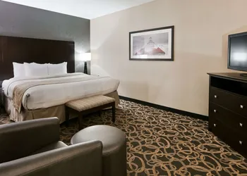 Best Western Ramkota Hotel hotel thumbnail 6