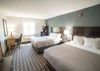 Quality Inn & Suites Watertown near Prairie Lakes Ice Arena hotel thumbnail 5