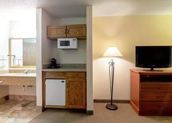 Quality Inn Aberdeen hotel thumbnail 8