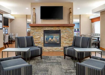 Hampton Inn Mitchell hotel thumbnail 2