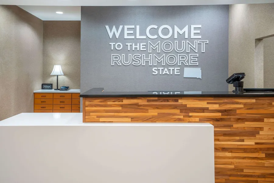 Hampton Inn Mitchell hotel detail image 6
