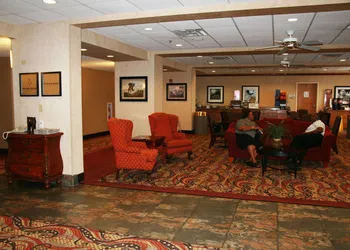Hampton Inn Canton hotel thumbnail 2
