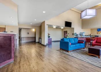Comfort Inn & Suites McComb hotel thumbnail 2
