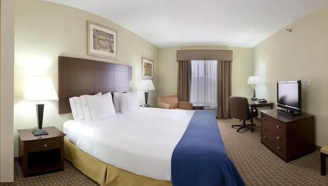 Holiday Inn Express Hotel & Suites Magee by IHG hotel detail image 2