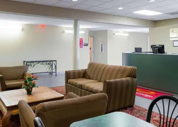Econo Lodge Yazoo City hotel thumbnail 4