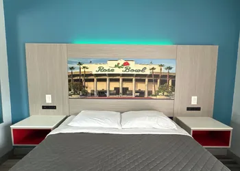 Lincoln Motel hotel thumbnail 8