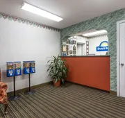 Days Inn by Wyndham Dickson hotel detail image 5