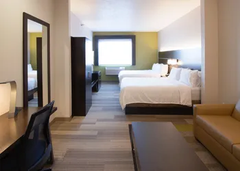 Holiday Inn Express & Suites Worthington by IHG hotel thumbnail 7