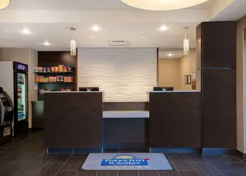 Days Inn & Suites by Wyndham Yorkton hotel thumbnail 2