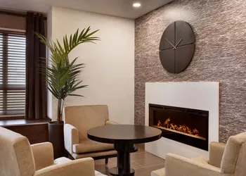 Microtel Inn & Suites by Wyndham Estevan hotel thumbnail 2