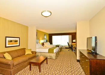 Holiday Inn Express and Suites Williston by IHG hotel thumbnail 8