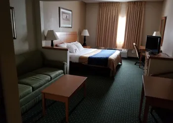 Comfort Inn Jamestown South hotel thumbnail 3