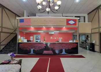 Ramada by Wyndham Mountain Home hotel thumbnail 4