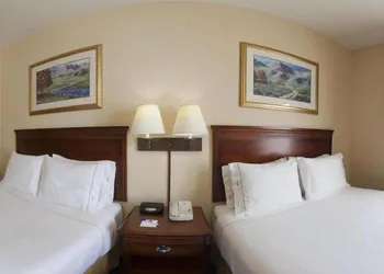 Holiday Inn Express Hotel & Suites Mountain Home by IHG hotel thumbnail 4