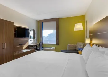 Holiday Inn Express Hotel & Suites Harrison by IHG hotel thumbnail 5