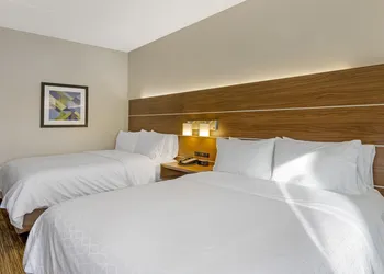 Holiday Inn Express Hotel & Suites Harrison by IHG hotel thumbnail 7