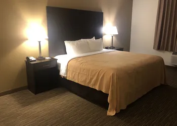Quality Inn & Suites Paragould hotel thumbnail 4