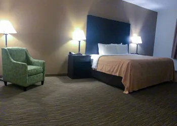 Quality Inn & Suites Paragould hotel thumbnail 8