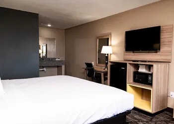 Days Inn by Wyndham Batesville AR hotel thumbnail 8