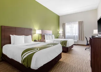 Quality Inn & Suites Mountain Home North hotel thumbnail 4
