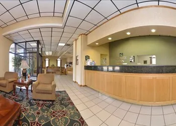 Quality Inn Harrison North hotel thumbnail 4