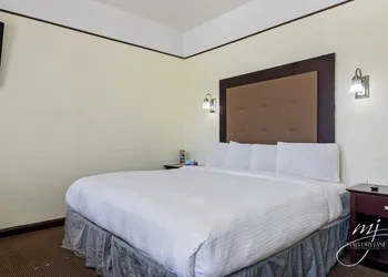 Hotel Seville hotel thumbnail 6