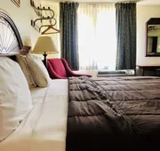 Ozark Inn & Suites hotel detail image 3