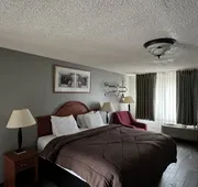 Ozark Inn & Suites hotel detail image 7