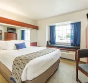 Microtel Inn & Suites by Wyndham Miami hotel detail image 4