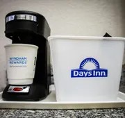 Days Inn by Wyndham Wagoner hotel detail image 4