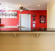Econo Lodge Pryor hotel detail image 3